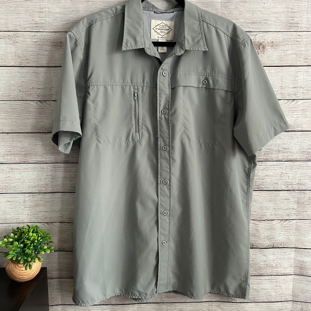 Men's St. John's Bay Fishing Style Shirt